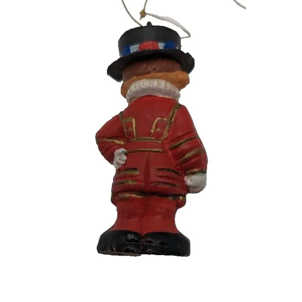 Christmas Ornament Harrods Knightsbridge Hand Painted Beefeater‎ Terracotta 2